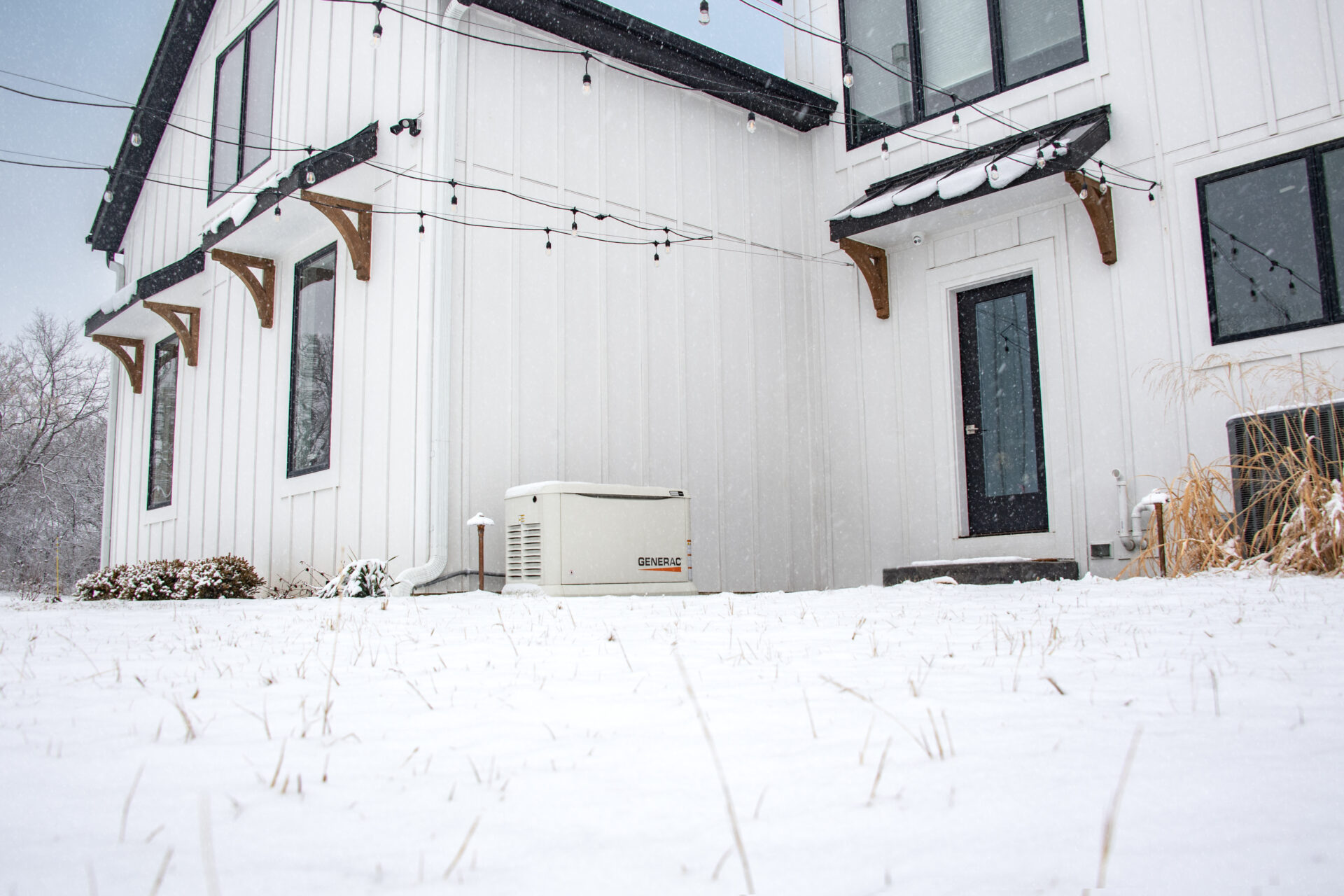 Whole home generator installed outside a residence by Cannondale Generators.
